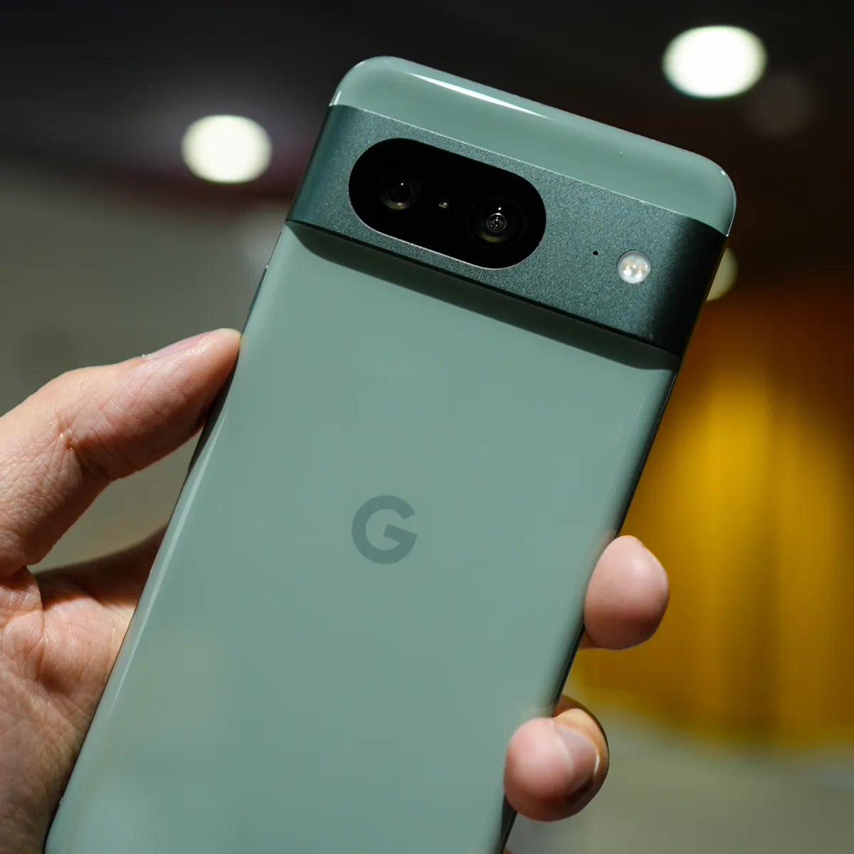 谷歌为 Pixel 手机背面标志性的“G”logo 申请商标