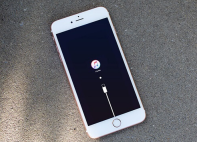 What should I do if my iPhone is stuck on the iTunes icon interface? iPhone repair tips shared!