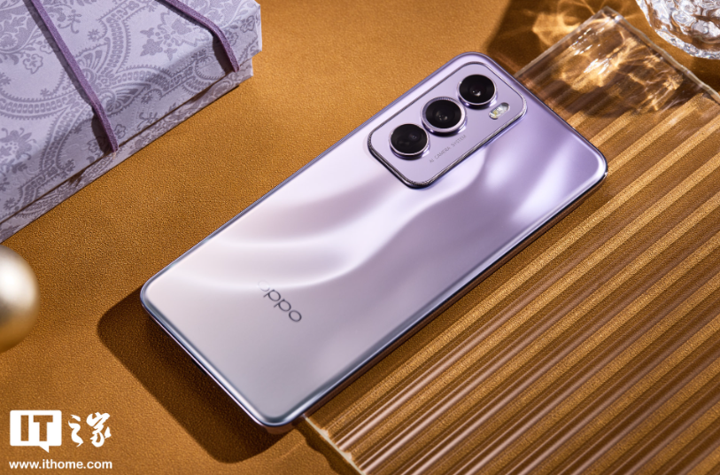 OPPO Reno12 / Pro 手机维修备件价格公布：屏幕组件 690 元起，主板 1290 元起