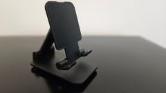 Warum mein unverzichtbares Telefonzubehör ein günstiger Ständer ist