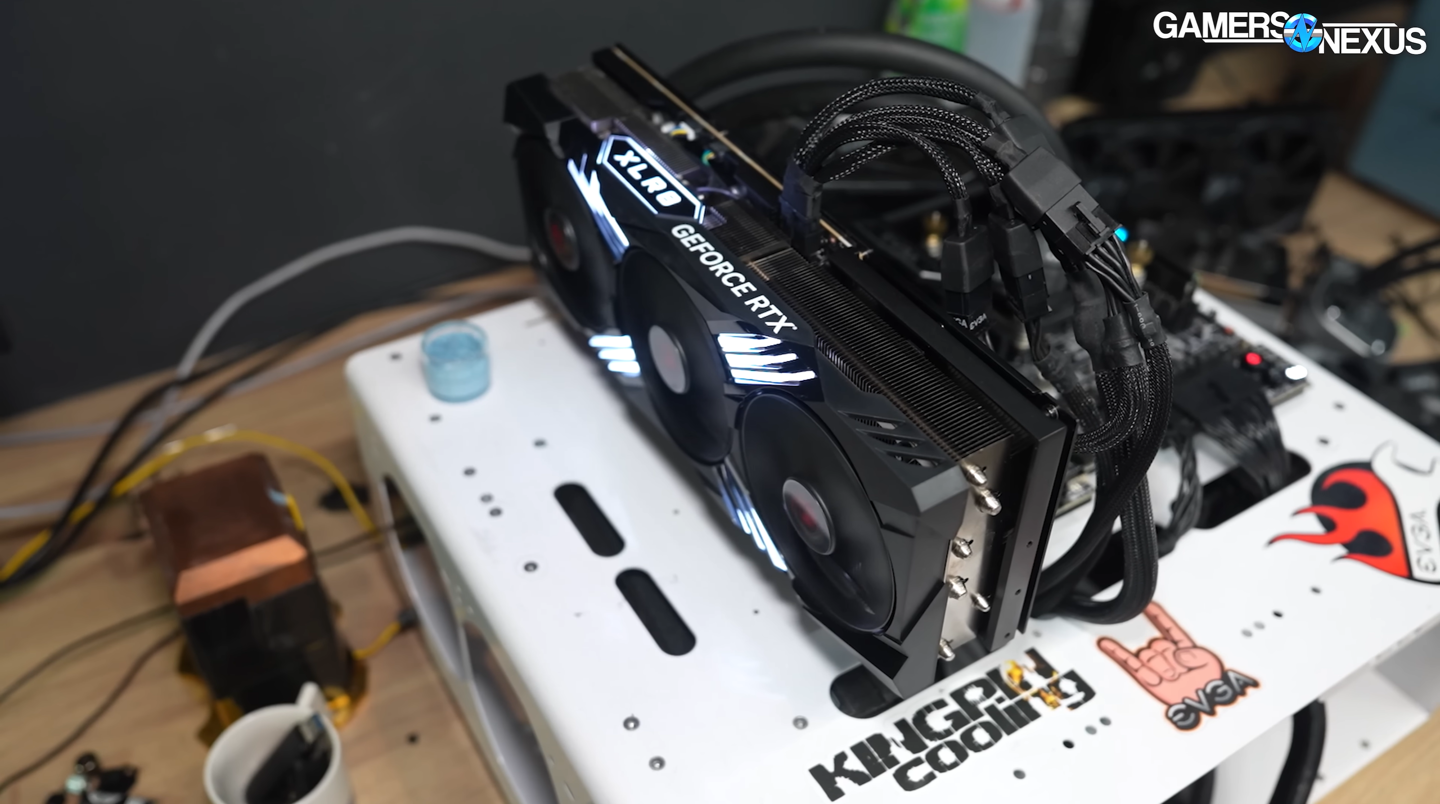 再见 EVGA，KINGPIN 有望与 PNY 必恩威合作打造下一代 RTX 50 系列显卡