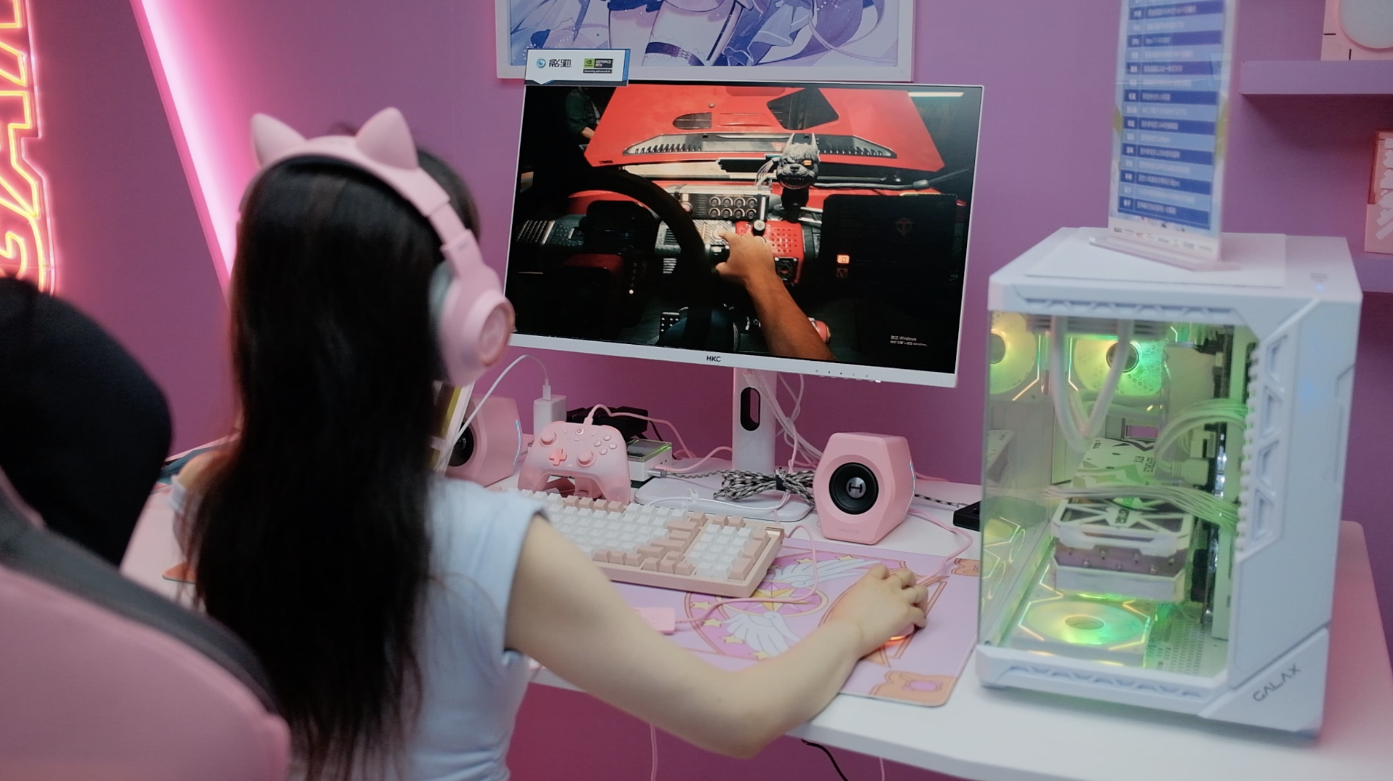 RTX AI 强势入场，与影驰星曜娘共探 BW 2024