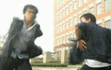 从歼20到东风导弹，这游戏要把军火库搬进去吗？