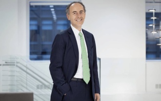 VanEck 執行長 Jan van Eck 加倍押注比特幣,稱其投資組合「超過 30%」是比特幣