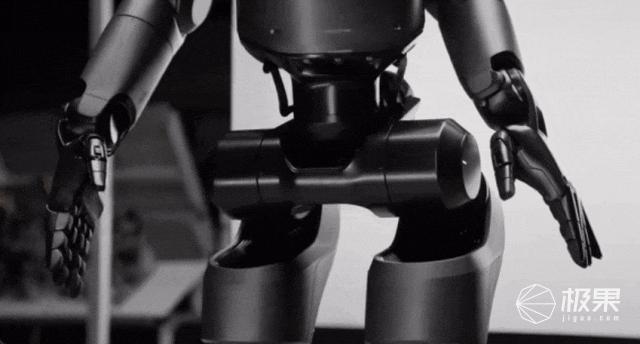 取代人类?地表最强机器人诞生!能陪唠嗑,下地干活…