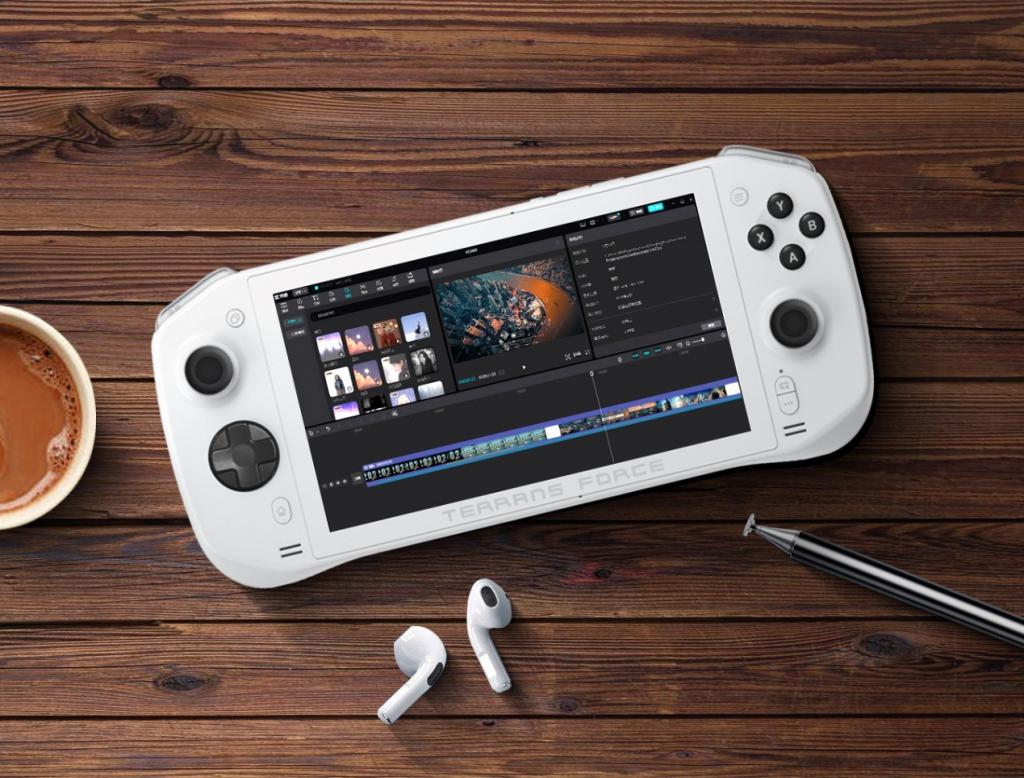 未来人类掌机:超越游戏的多元利器