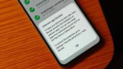 Les téléphones Samsung Galaxy Z Fold6 et Flip6 ont bloqué les applications de chargement latéral par défaut