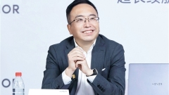Huawei? ???? 2024? ? ? ? ?? ???????. Zhao Ming: Honor? ???? Magic6 ??? ??? 60% ?? ??????.