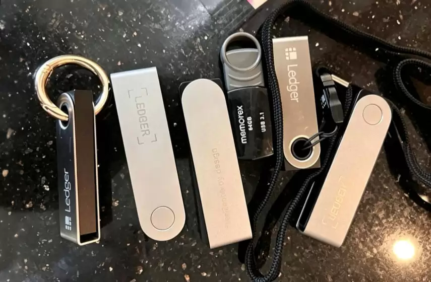 加密货币冷存储是什么?硬件wallet、纸wallet、脑wallet三大类型详解