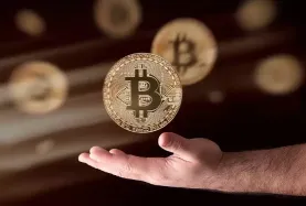 BTC与ETH逼近关键区间，XRP失守1美元，市场面临方向选择