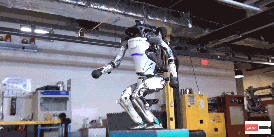 Claiming to launch the worlds first universal humanoid robot, it also tried to challenge Boston Dynamics, but the result was just a PPT?