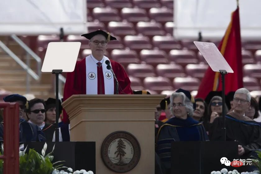 Tuduhan salah laku akademik terhadap presiden Stanford meningkat lagi! Artikel sepanjang 10,000 perkataan dalam akhbar sekolah mempersoalkan penipuan, dan pengetua dengan marah menghantar e-mel kepada seluruh sekolah untuk membuktikan dia tidak bersalah.