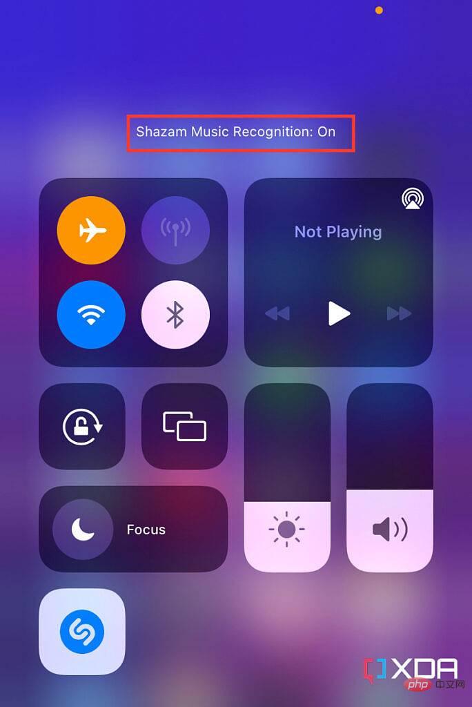 Comment identifier la musique diffusée autour de vous sans installer d'applications sur votre iPhone