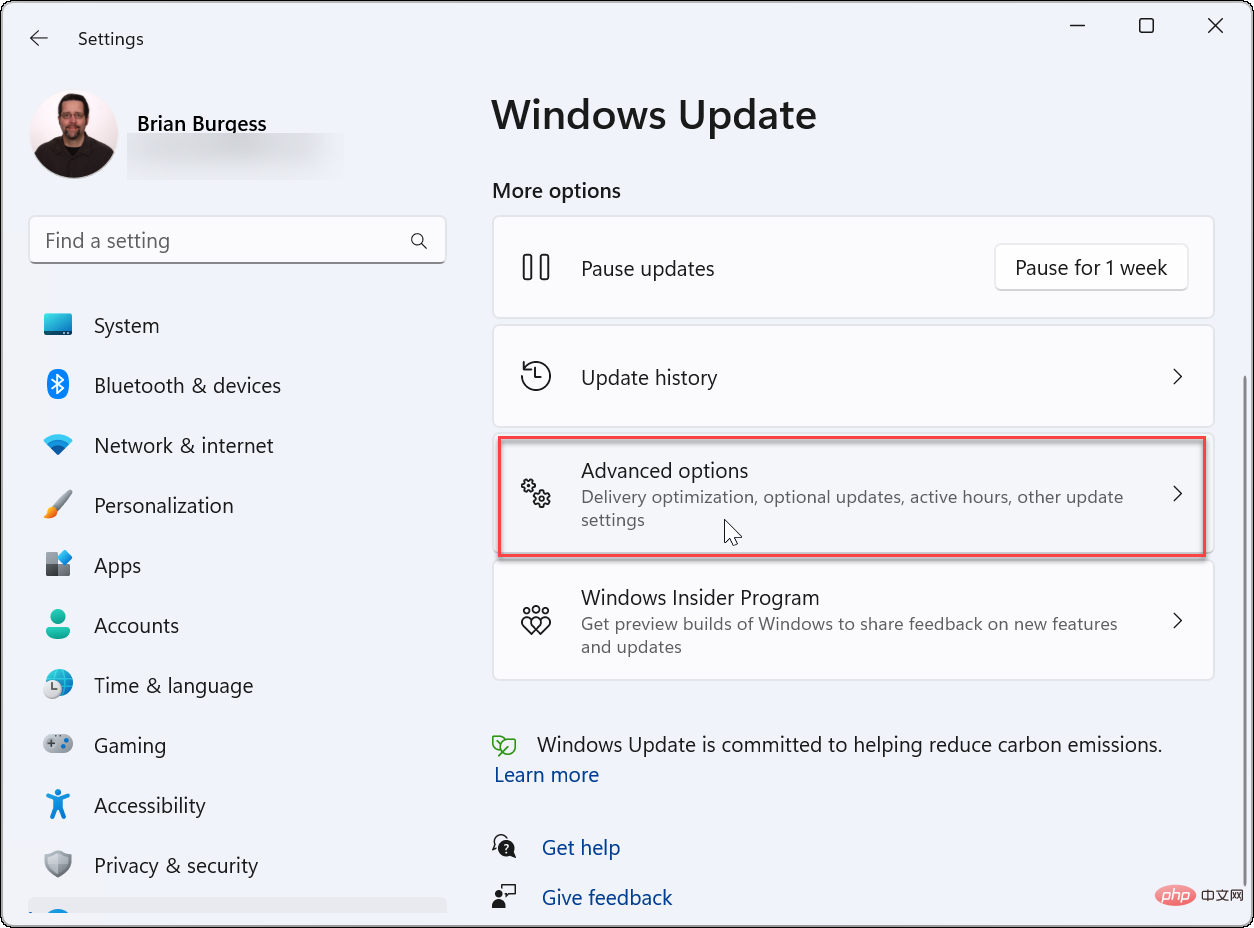 How to manually install device drivers on Windows 11 and 10