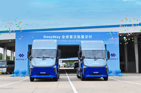 DeepWay发布全新纯电重卡