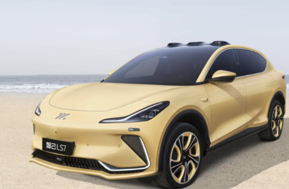 Zhiji LS7 : un SUV purement électrique de taille moyenne à grande, au design élégant et simple et plein de technologie