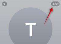 如何在装有 iOS 17 的 iPhone 上为某人创建联系人海报