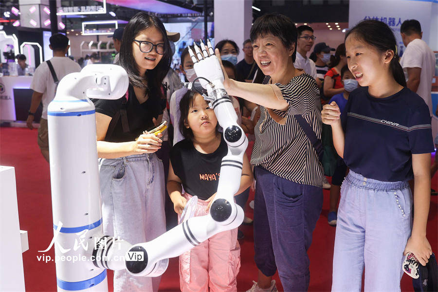 The 2023 World Robot Expo concluded successfully in Beijing, and the interactive experience area received a warm welcome