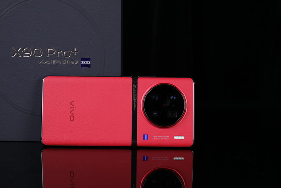 揭秘vivo X100 Pro：11月发布，影像芯片V3搭载首发