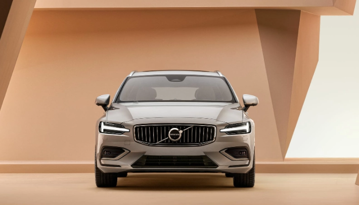 Nouvelle mise à niveau ! Le break Volvo V60 2024 lancé sous le choc