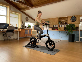 Xiaomi Youpin lance un vélo électrique à cinq roues F1 à financement participatif : une nouvelle expérience qui peut être conduite à la maison