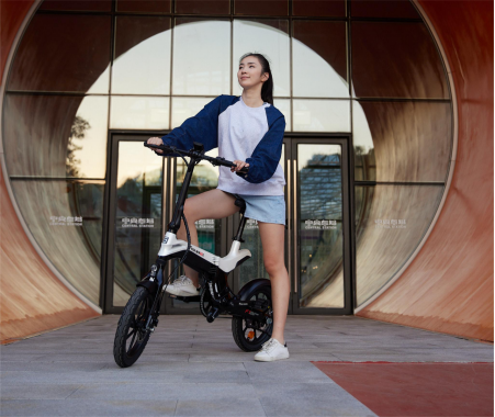 Xiaomi Youpin lance un vélo électrique à cinq roues F1 à financement participatif : une nouvelle expérience qui peut être conduite à la maison