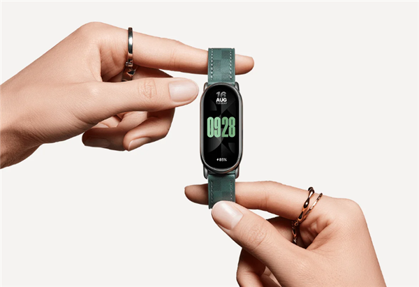 Xiaomi 글로벌 기자 회견: Xiaomi Mi Band 8이 국제 시장에 진출했습니다.