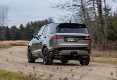 The all-new 2024 Land Rover Discovery makes a shocking debut, setting off a boom in the mid-to-large SUV market