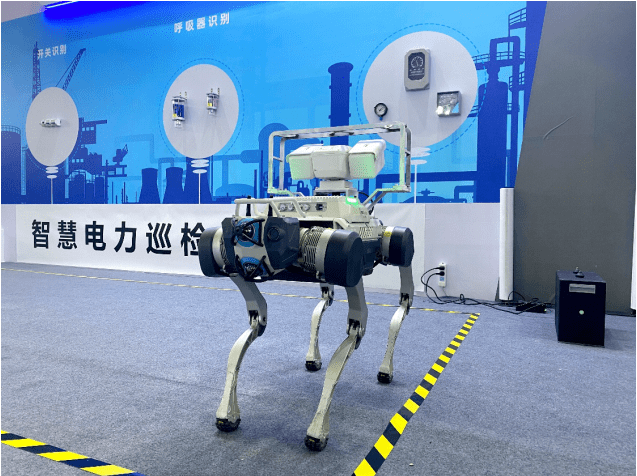 Penjaga Bawah Tanah Sukan Asia muncul di Pameran Kuasa Elektrik Antarabangsa Shanghai, menunjukkan proses penuh pemeriksaan anjing robot bagi pihak manusia