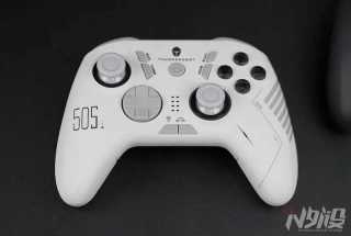 雷神G50S三模手柄上手体验?真机测评