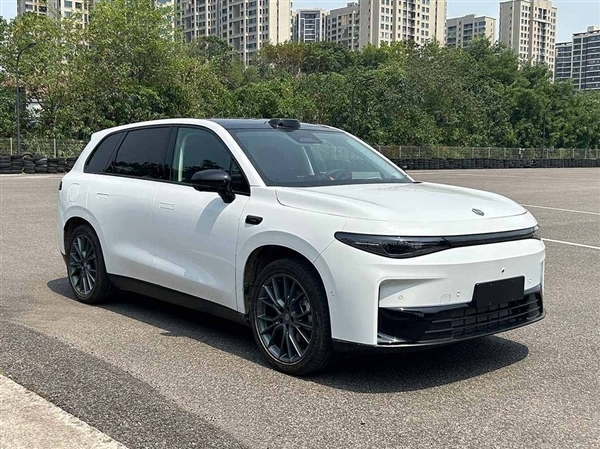 Leapmoon C10 : sera le premier à proposer un SUV international, avec une apparence avant-gardiste en tête de la tendance