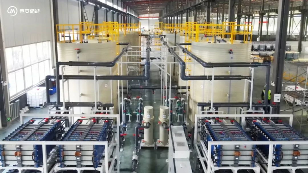 巨安储能研发建造巨型“充电宝”：可存储 8000 度电，为工厂供电 8 小时