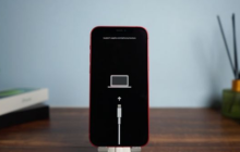 iPhone进入恢复模式导致屏幕一直显示充电线+电脑？