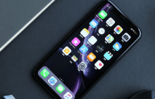 如何解决iPhone开启了“轻点唤醒”功能但无法响应触摸操作？