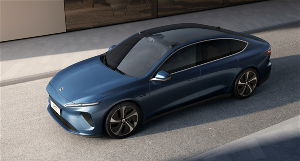 蔚来ET7再获殊荣:摘得《AUTO BILD》2023“最佳进口车”大型车组桂冠