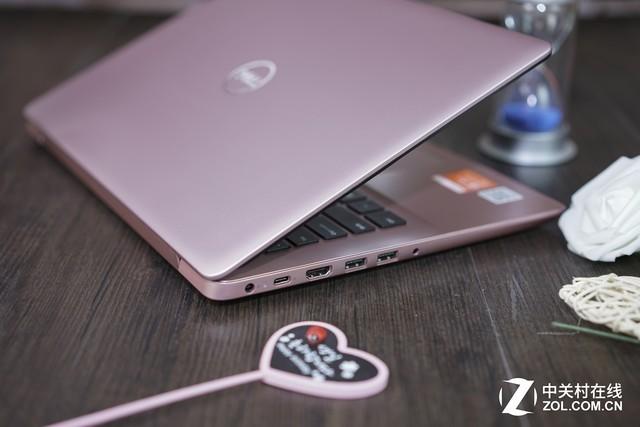 Dell Inspiron memilih cakera USB untuk but