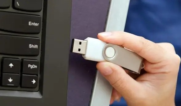 Warum kann ich den USB-Datenträger nicht eingeben und starten?