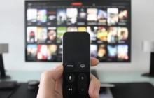 手机投屏到电视上怎么操作 电视怎么连接上手机进行投屏