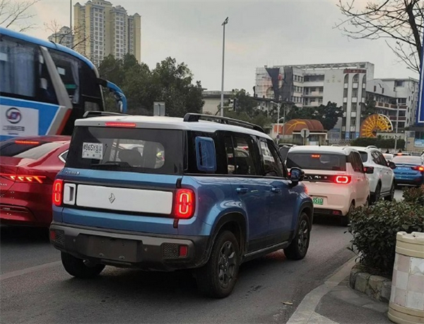 Baojun Yueye PLUS の実車写真が公開され、新しいプラットフォーム アーキテクチャが新しい 5 ドア 5 人乗り体験を生み出す