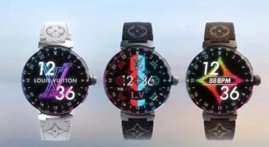 How to adjust the time on LV watch