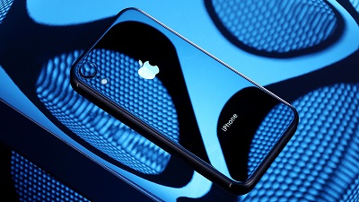 Apple 携帯電話を紛失して電源が切れた場合、その正確な位置を追跡するにはどうすればよいですか?