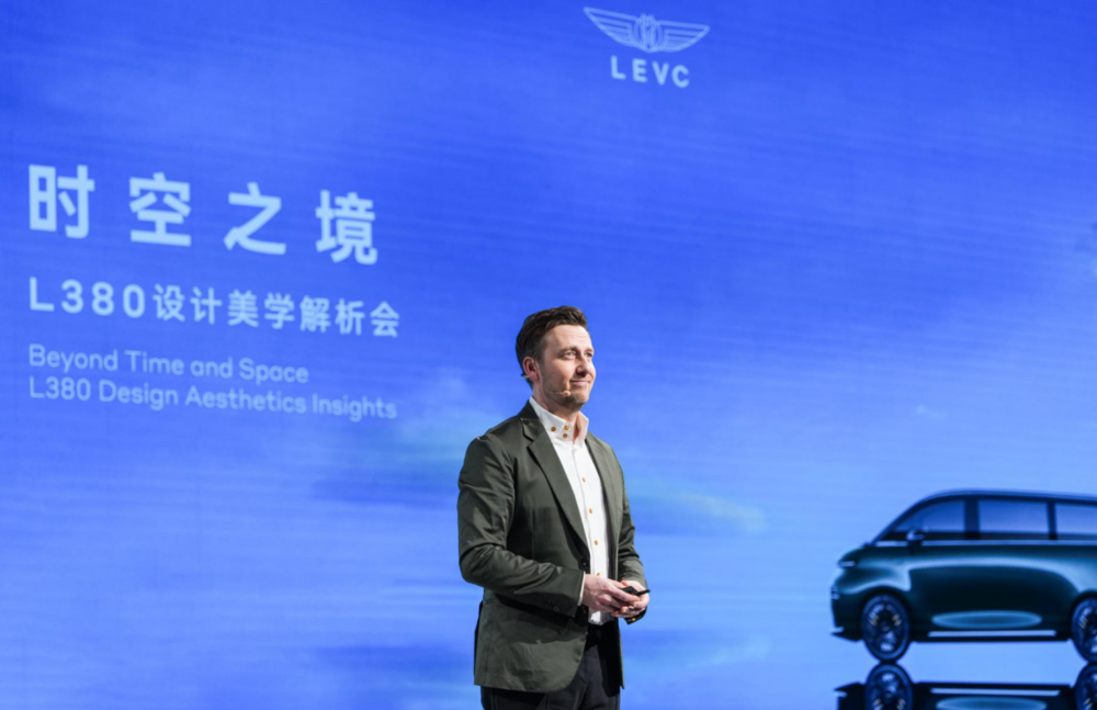 内卷时代,L380讲好“纯电MPV”的新故事