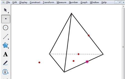 Un tutoriel simple sur la découpe dune pyramide triangulaire avec un carnet de croquis géométrique