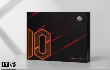 机械革命耀世 16 Pro 游戏本图赏，金属机身，炫彩灯效