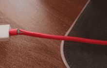 充电端口在iPhone中不起作用：如何修复