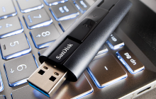 读速 420 MB/s：闪迪 USB3.2 至尊超极速固态 U 盘 256G 版 219 元限时购