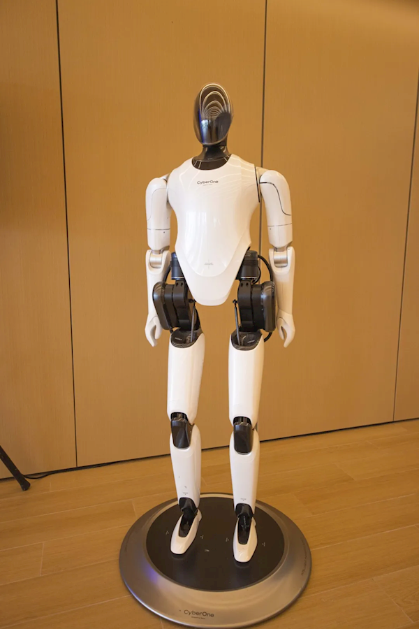 小米机器人公司迁入亦庄小米汽车工厂:已研发出铁大、铁蛋等