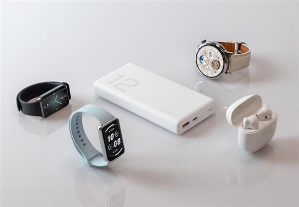 179元 荣耀亲选JOWAY 66W移动电源开启预售:Type-C双向快充