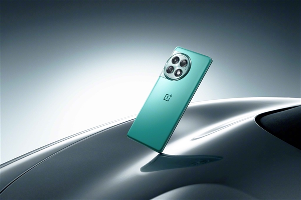 一加Ace 3 Pro工业设计变了:陶瓷机身 温润如玉