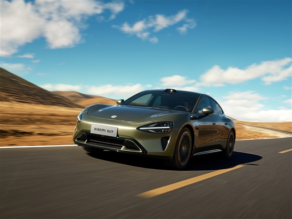 小米 SU7 汽车被曝本月交付量首次破万,全年销量冲刺12万台